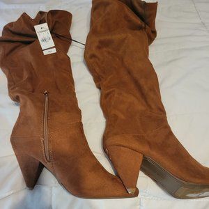 Express suede booys